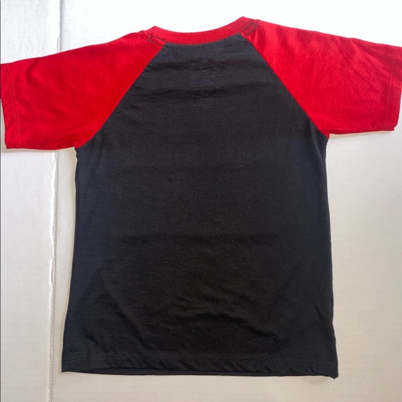 2 Boy's Tees Super Heroes Spider-Man & Incredibles Size 4 - Picture 7 of 7